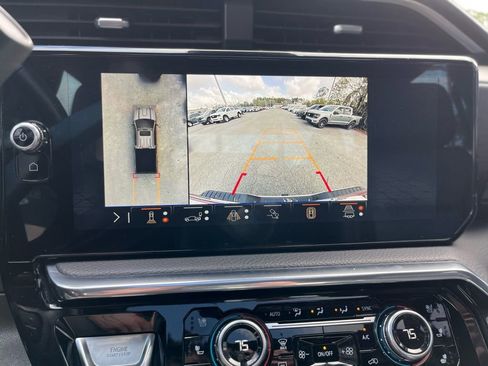 Used 2024 GMC Sierra 2500 Denali w/ Denali Reserve Package image 34