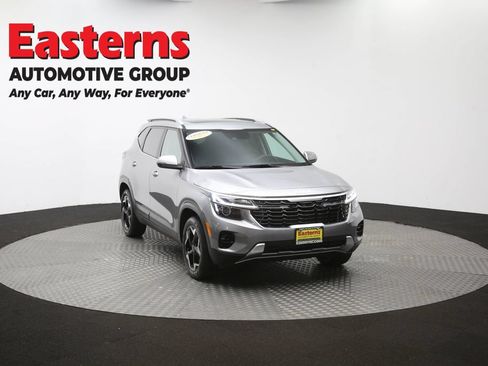 Used 2024 Kia Seltos EX AWD/4WD image 52