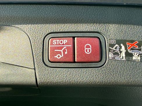 New 2026 Mercedes-Benz GLE 53 AMG 4MATIC image 13