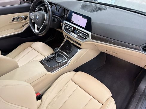 Used 2020 BMW 330i xDrive Sedan w/ Convenience Package AWD/4WD image 32