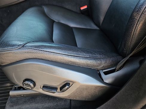 Used 2022 Volvo XC90 T6 Momentum w/ Advanced Package image 22