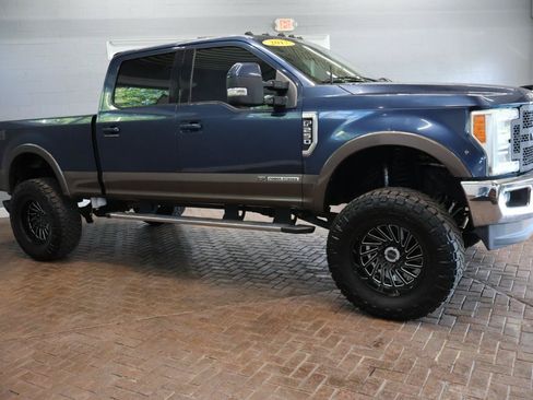 Used 2017 Ford F250 Lariat w/ Lariat Ultimate Package AWD/4WD image 8