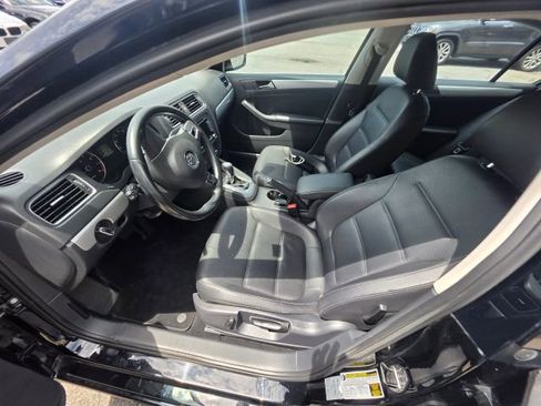 Used 2014 Volkswagen Jetta SE FWD image 12
