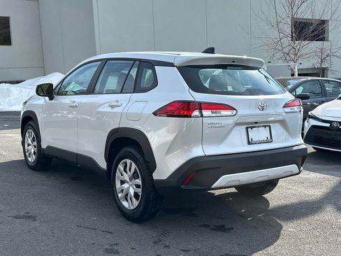 Certified 2024 Toyota Corolla Cross L image 3