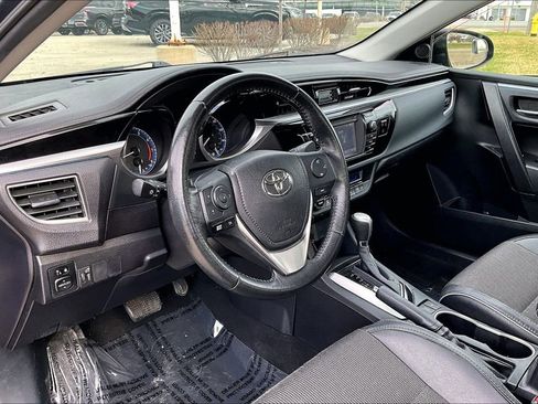 Used 2015 Toyota Corolla S image 16