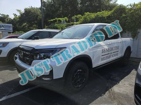 Used 2025 Honda Ridgeline Sport+ image 1