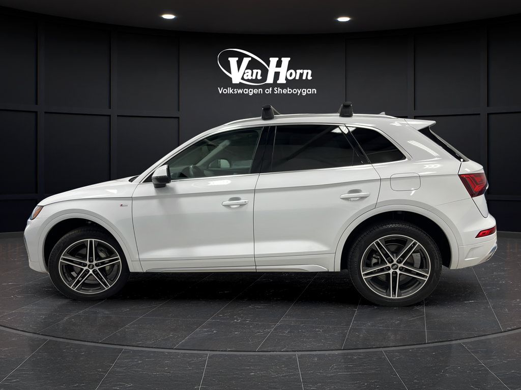 Used 2025 Audi Q5 e Premium Plus w/ Premium Plus Package AWD/4WD image 4