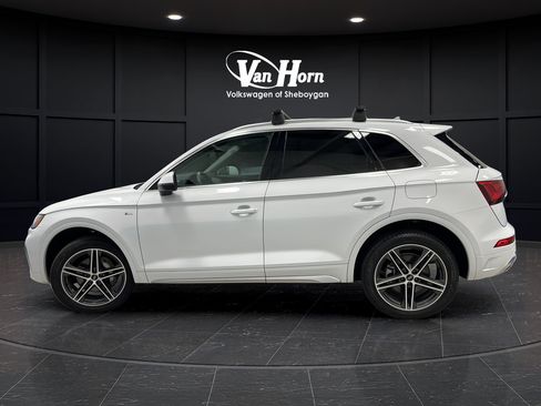 Used 2025 Audi Q5 e Premium Plus w/ Premium Plus Package AWD/4WD image 4