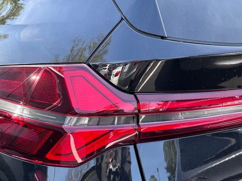 Certified 2025 BMW X3 xDrive30i w/ Premium Package image 8