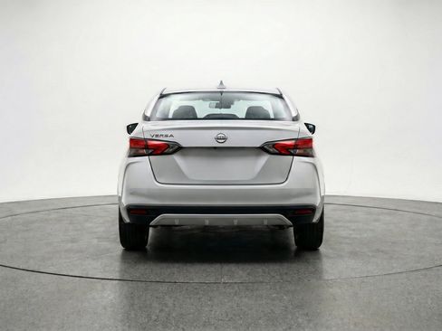 Used 2025 Nissan Versa SV FWD image 7