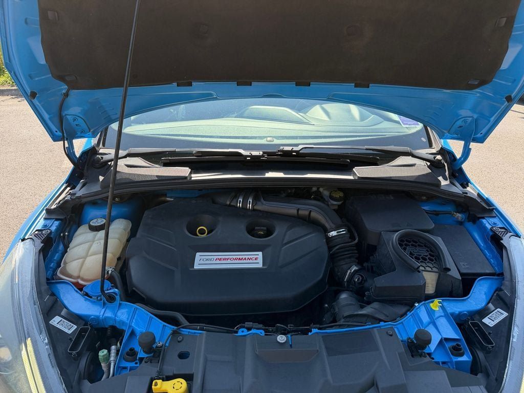 Used 2017 Ford Focus RS AWD/4WD image 29