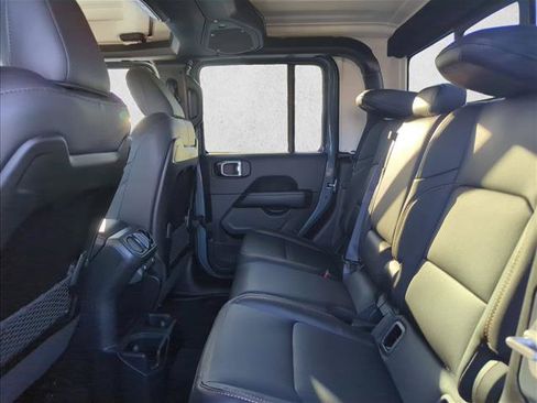 New 2026 Jeep Gladiator Mojave AWD/4WD image 12