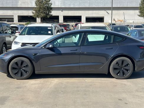 Used 2025 Tesla Model 3 Long Range RWD image 6