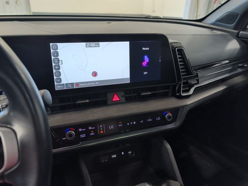 Used 2023 Kia Sportage X-Line w/ X-Line Premium Package AWD/4WD image 10