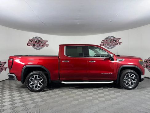 Used 2024 GMC Sierra 1500 SLT w/ X31 Off-Road Package AWD/4WD image 8