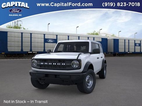 New 2025 Ford Bronco 4-Door image 2