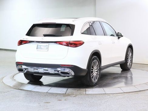 Certified 2025 Mercedes-Benz GLC 300 4MATIC image 13