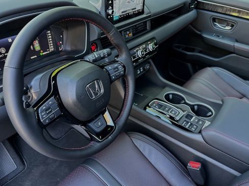 New 2025 Honda Pilot Black Edition image 7