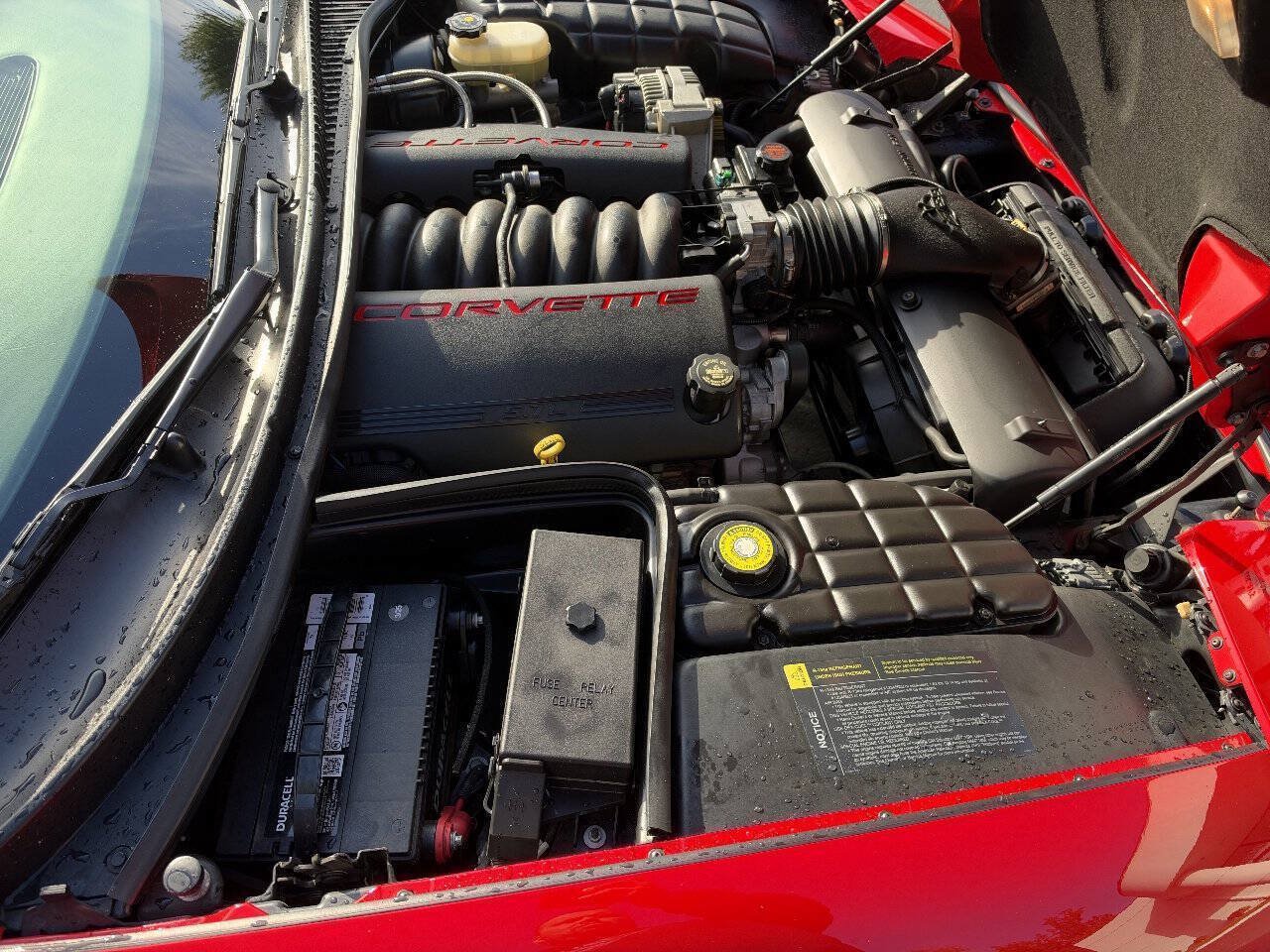 Used 1998 Chevrolet Corvette Coupe RWD image 15