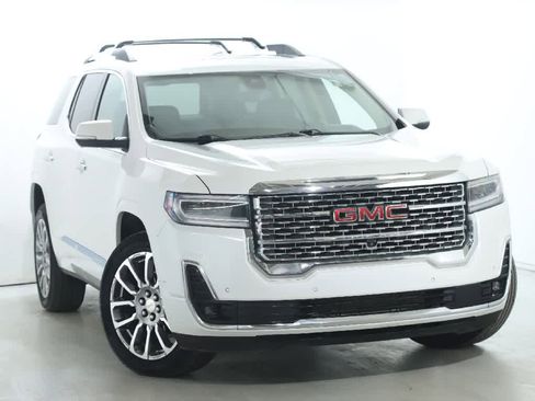 Used 2023 GMC Acadia Denali w/ Denali Ultimate Package image 2