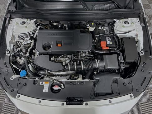 Certified 2021 Honda Accord Touring image 27