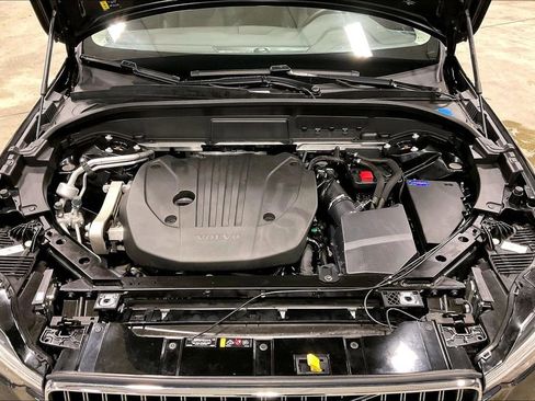Certified 2023 Volvo XC60 B5 Plus w/ Climate Package AWD/4WD image 30