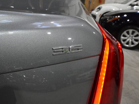 Used 2018 Cadillac CT6 3.6 AWD image 12