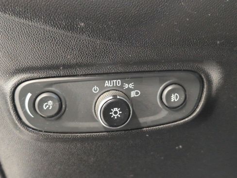 Used 2020 Chevrolet Equinox LT AWD/4WD image 10