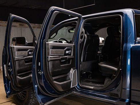 Used 2022 RAM 3500 Laramie image 29