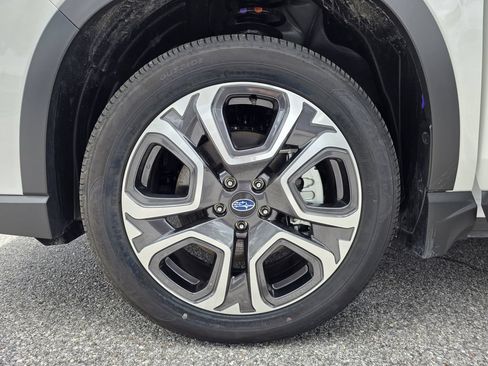 Certified 2025 Subaru Ascent Limited w/ Popular Package #1 AWD/4WD image 30