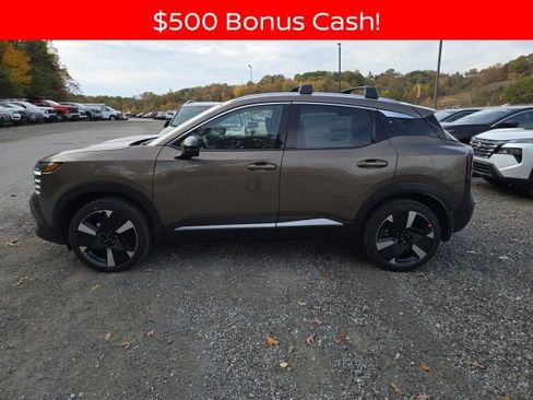 New 2026 Nissan Kicks SR image 2