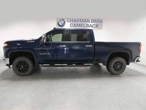 Used 2022 Chevrolet Silverado 2500 LTZ w/ Safety Package AWD/4WD image 3