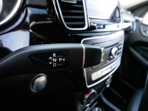 Used 2019 Mercedes-Benz GLE 43 AMG AMG GLE 43 image 25