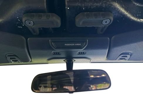 Used 2021 Jeep Wrangler Unlimited Sahara w/ LED Lighting Group AWD/4WD image 26