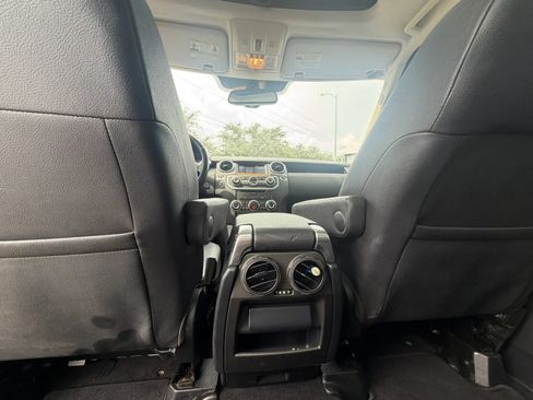 Used 2014 Land Rover LR4 HSE AWD/4WD image 28