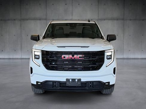 Used 2026 GMC Sierra 1500 Elevation AWD/4WD image 8