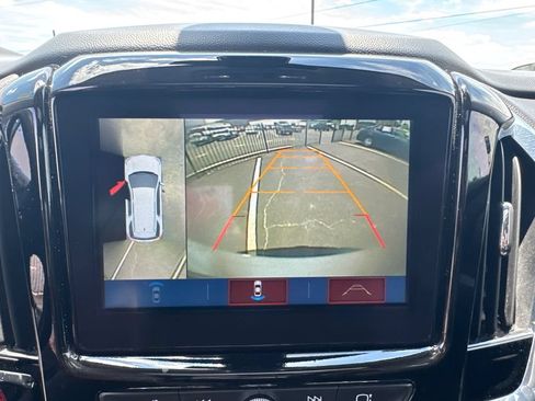 Used 2018 Chevrolet Traverse LT FWD image 30