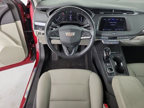 Used 2023 Cadillac XT4 Luxury w/ Driver Awareness Package FWD image 16