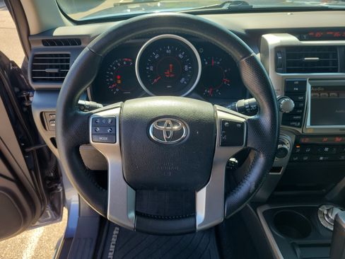 Used 2013 Toyota 4Runner Limited AWD/4WD image 21