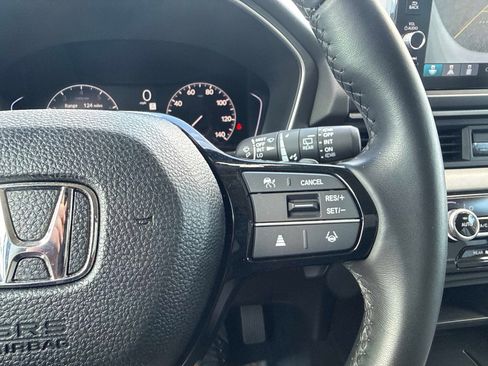 Used 2025 Honda Pilot EX-L image 30