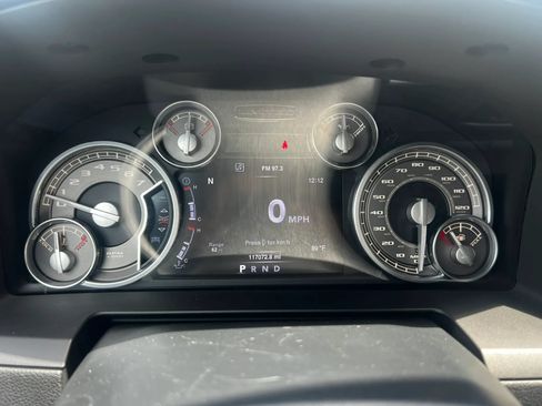 Used 2016 RAM 1500 4x4 Crew Cab Laramie Longhorn image 51