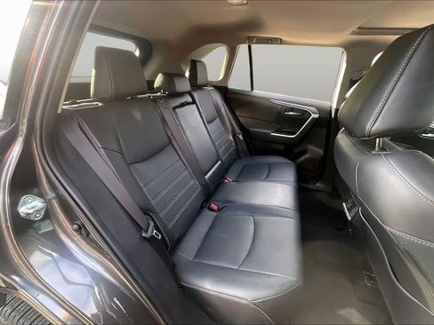 Used 2024 Toyota RAV4 XLE Premium FWD image 20