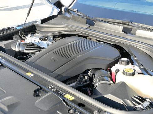 Used 2025 Land Rover Range Rover Long Wheelbase Autobiography image 61