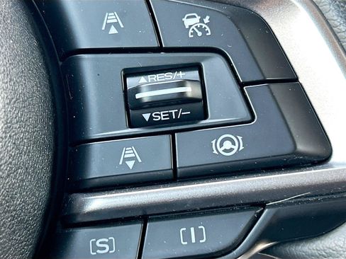 Used 2023 Subaru Forester Limited AWD/4WD image 38