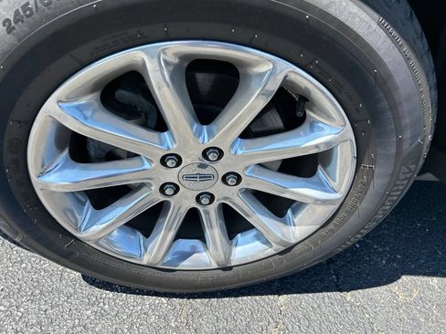 Used 2014 Lincoln MKX AWD w/ Equipment Group 102A image 6