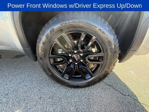 Used 2023 GMC Sierra 1500 Elevation w/ Preferred Package AWD/4WD image 18
