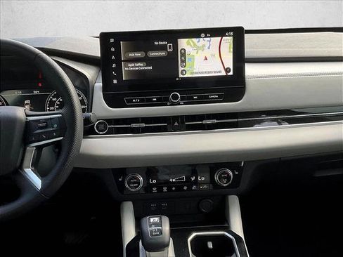 Used 2025 Mitsubishi Outlander SE FWD image 6