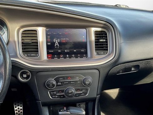 Used 2019 Dodge Charger Scat Pack w/ Plus Group image 9