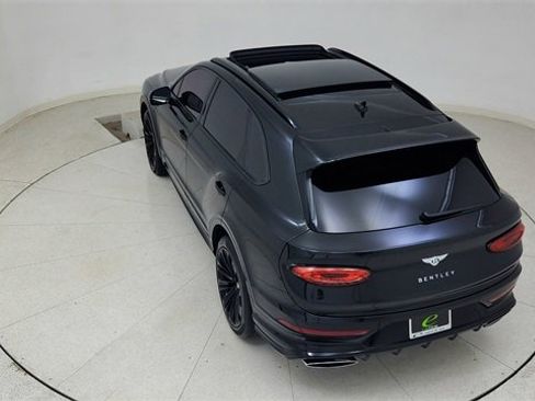 Used 2022 Bentley Bentayga Speed image 76