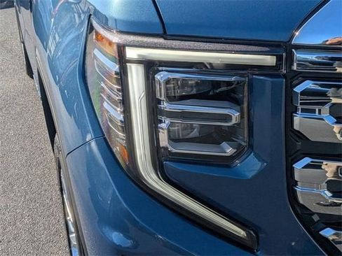 New 2026 GMC Sierra 1500 Denali w/ LPO, Utility Wall Package AWD/4WD image 10